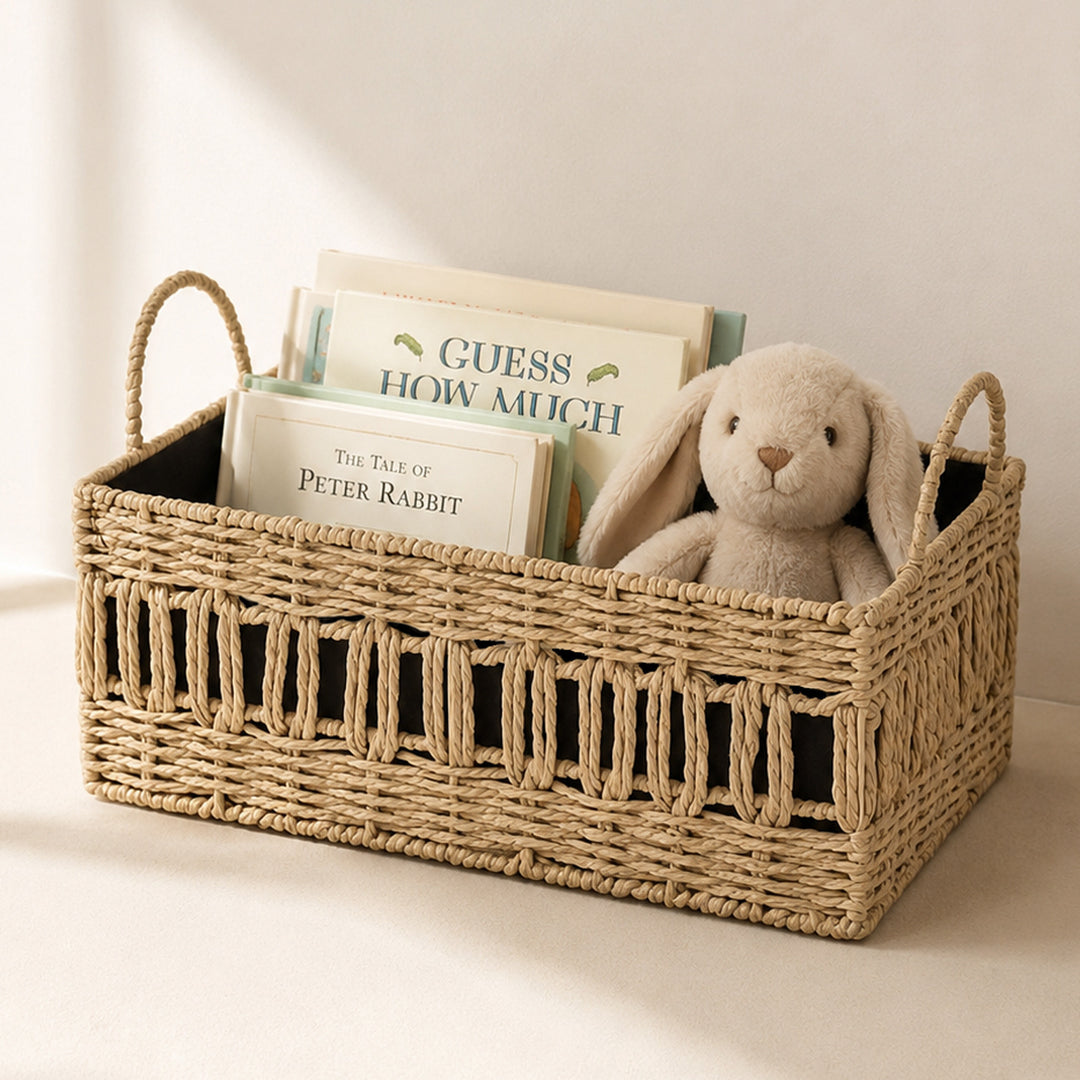Versatile storage basket made of natural material Bowlift