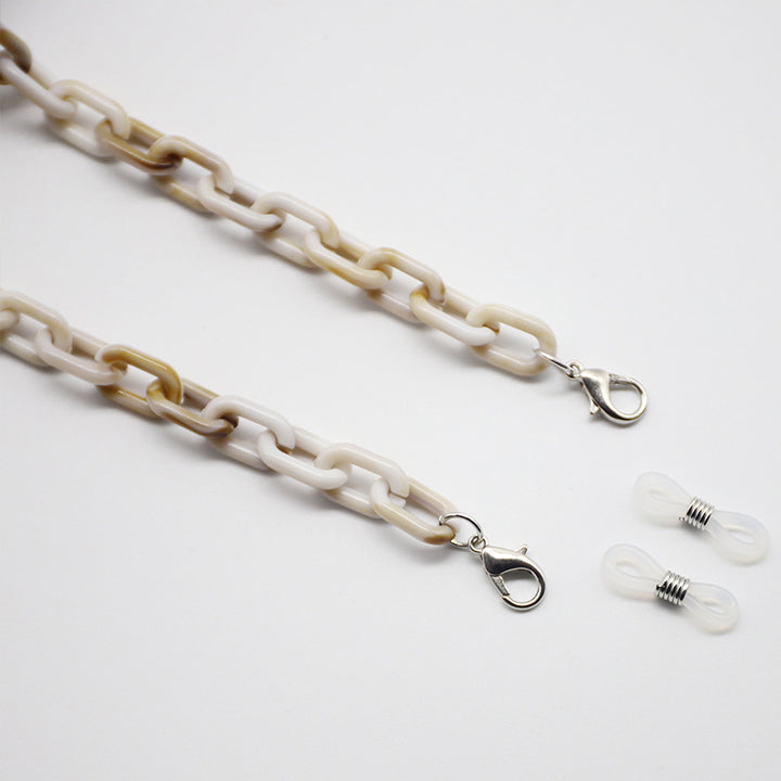Fashionable Eyewear Chain Bowlift