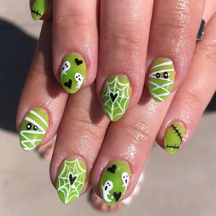 Whimsical Halloween-Themed Press-On Nail Art Set Bowlift