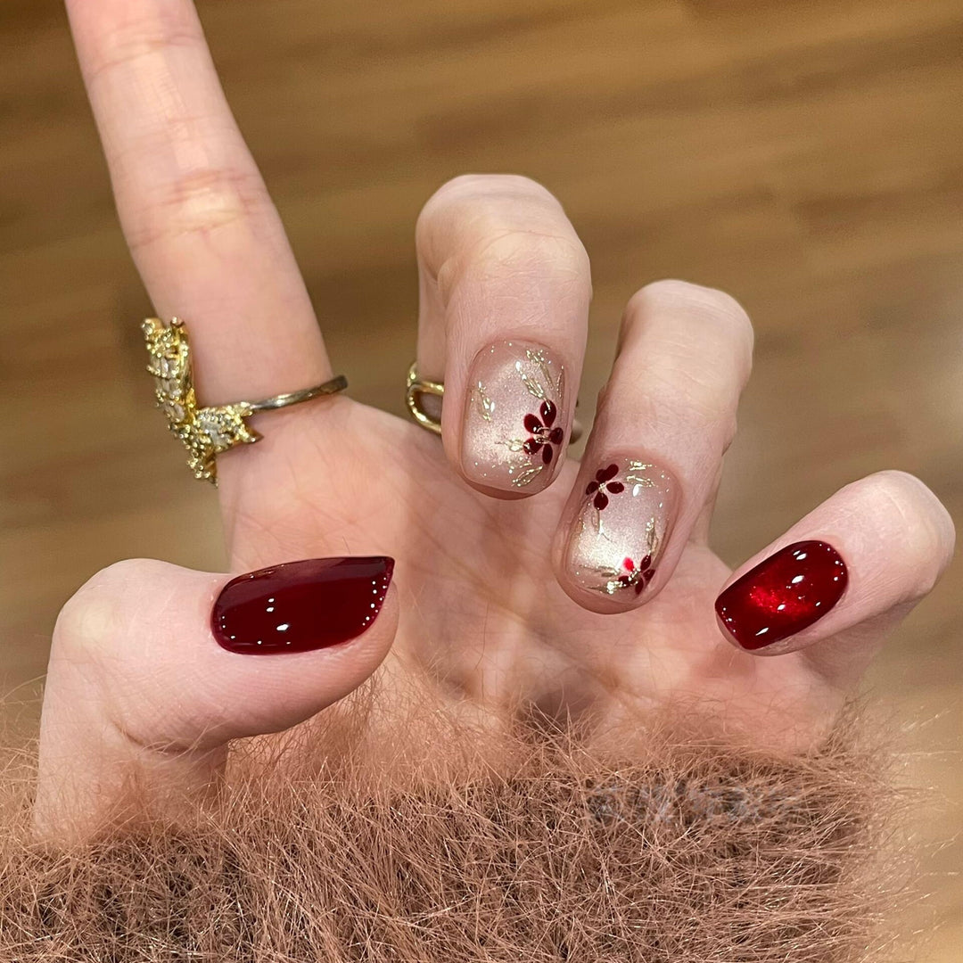Artificial nails with elegant floral and glitter designs Bowlift