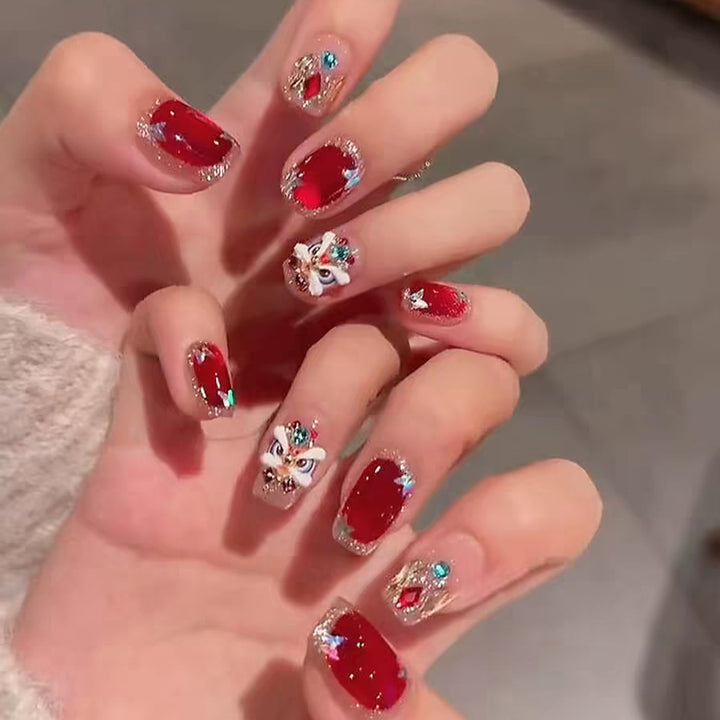 Artistic Rhinestone-Embellished Nail Extensions Bowlift