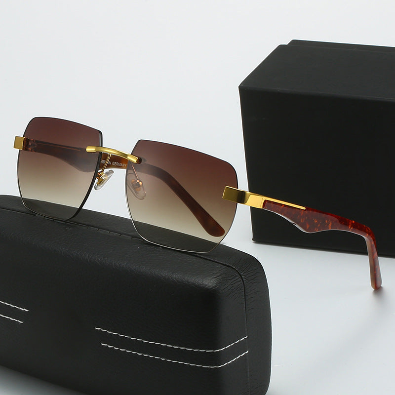 Women's Fashion Sunglasses in Modern Geometric Design Bowlift