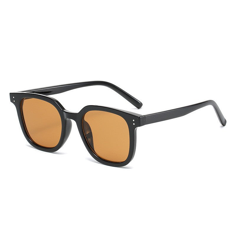 Women Cat-Eye Sunglasses with Modern Frame and UV Protection Bowlift