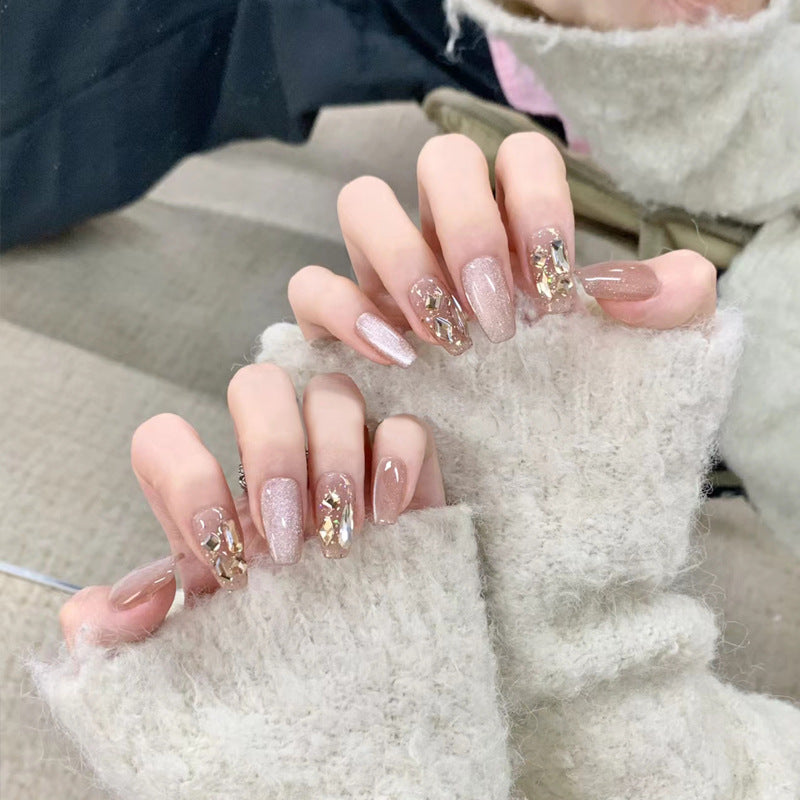 Elegant Press-On Nail Set with Sparkling Accents Bowlift