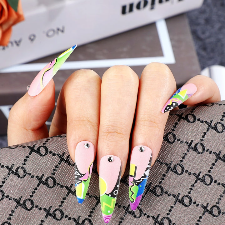Art Nail Set in Creative Modern Design Bowlift