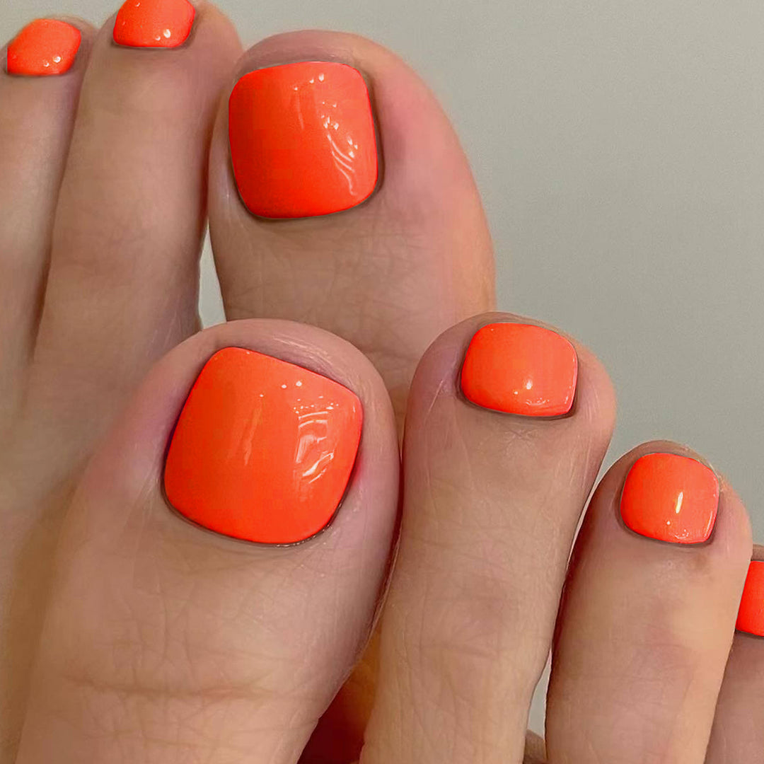 High-gloss toenail polish Bowlift