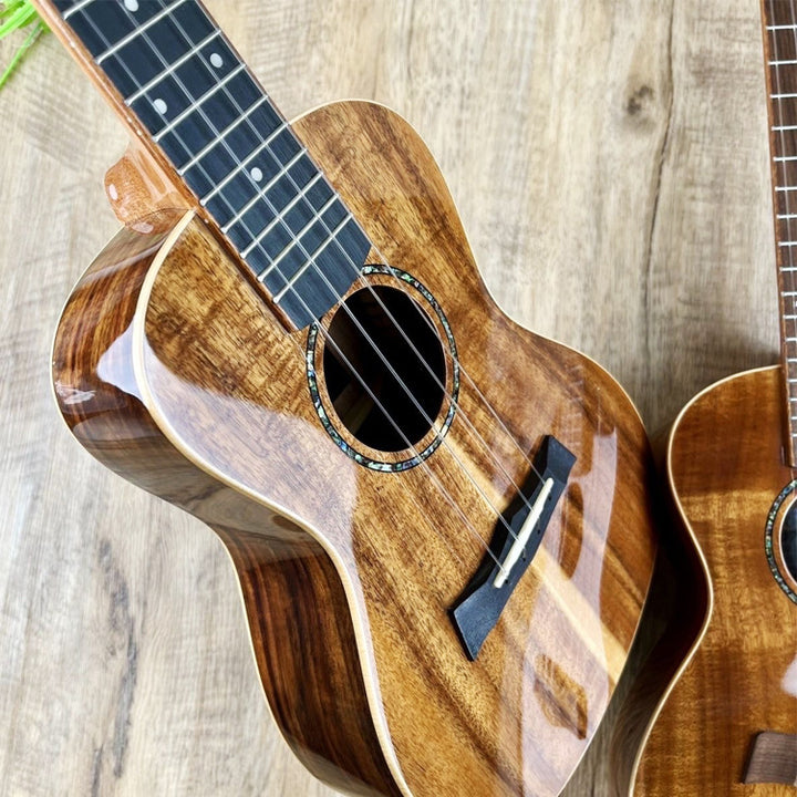 Premium Solid Wood Concert Ukulele Bowlift