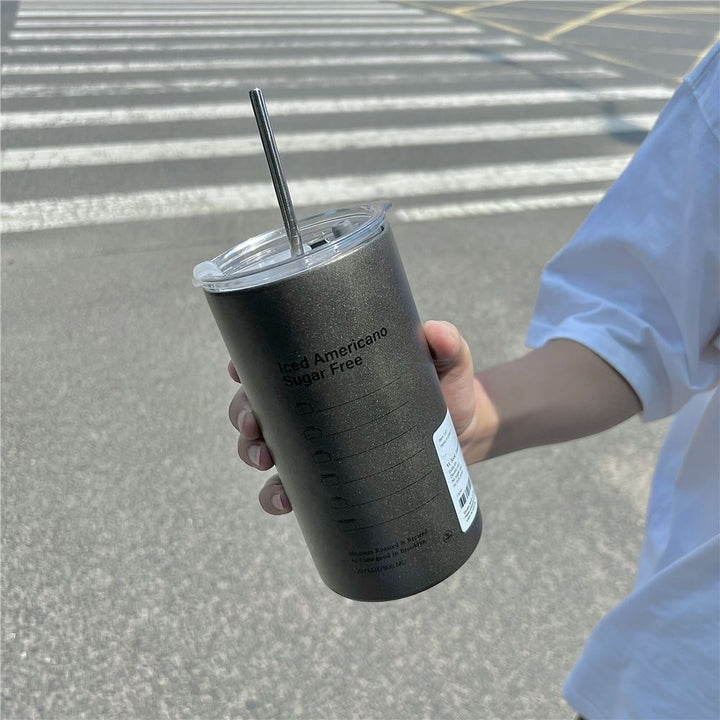 Women's insulated cup with secure lid and practical straw Bowlift