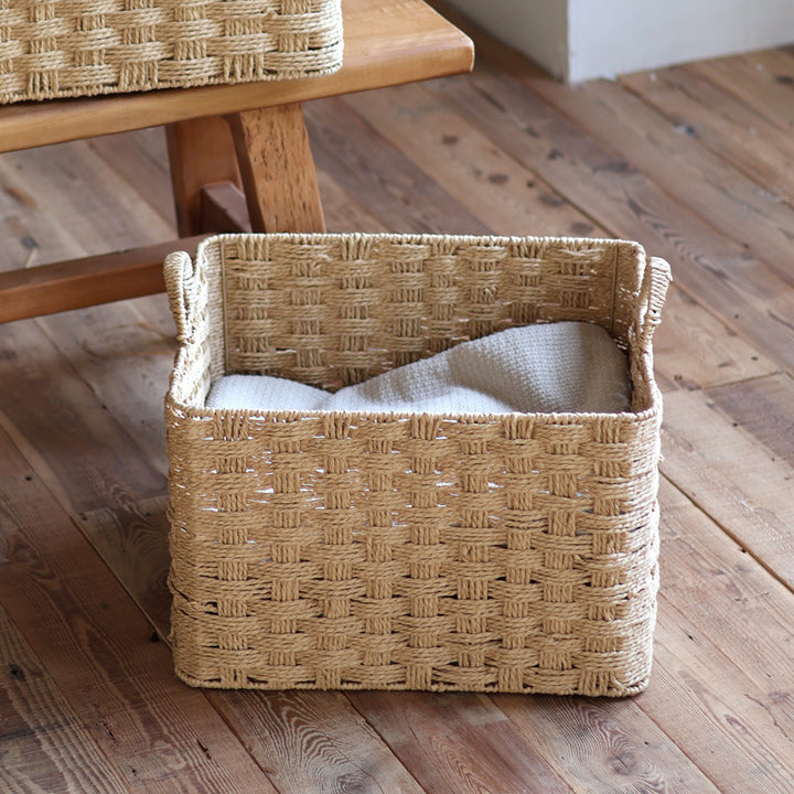 Practical storage basket Bowlift