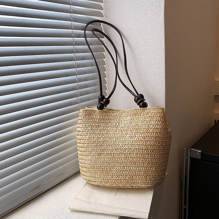 Elegant Braided Bag with Leather Details Bowlift