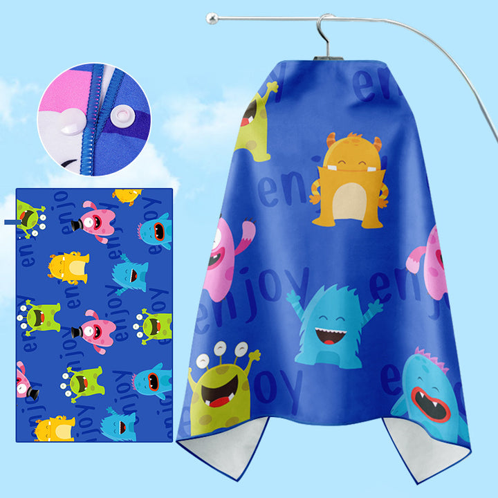 Bathrobe Bowlift with unicorn motif and practical hood
