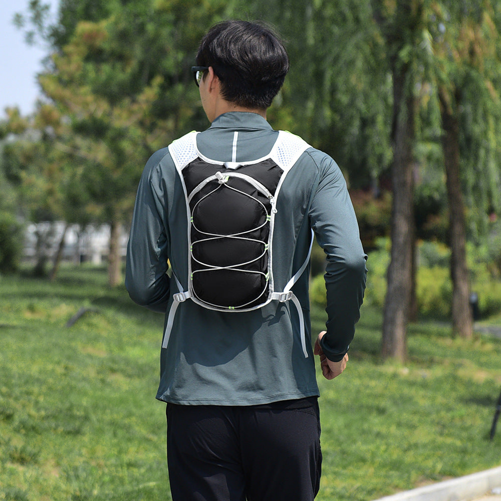 Lightweight Hydration Vest Bowlift
