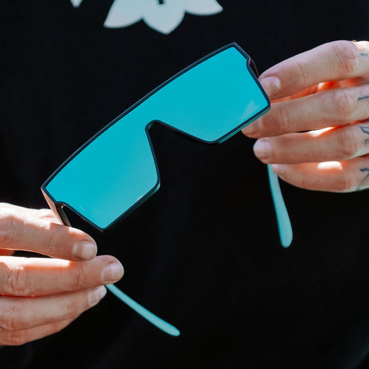 Ladies fashionable sunglasses Bowlift