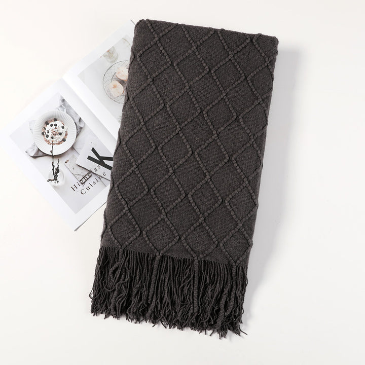 Women's elegant and cozy throw blanket with decorative pattern Bowlift