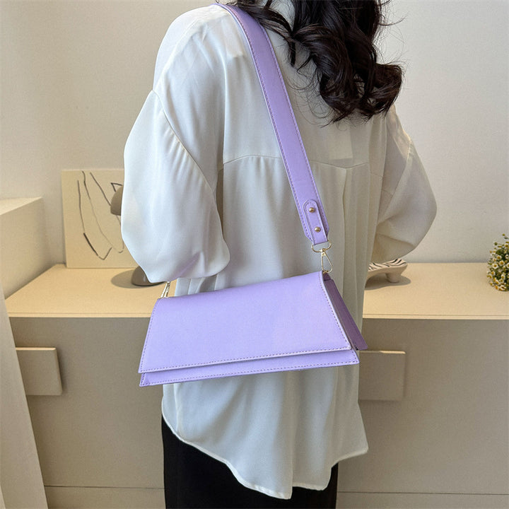 Structured Handbag Bowlift