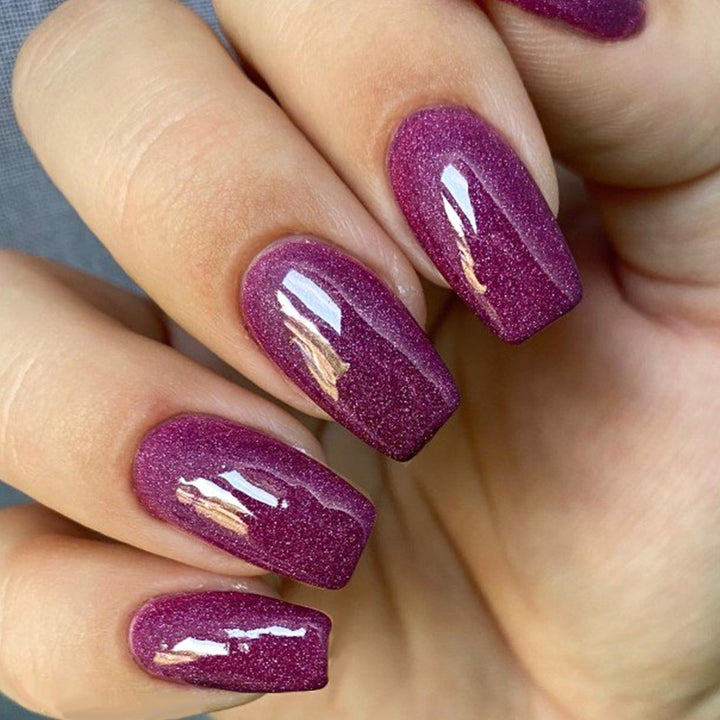 Glamorous Glittery Press-On Nail Set Bowlift