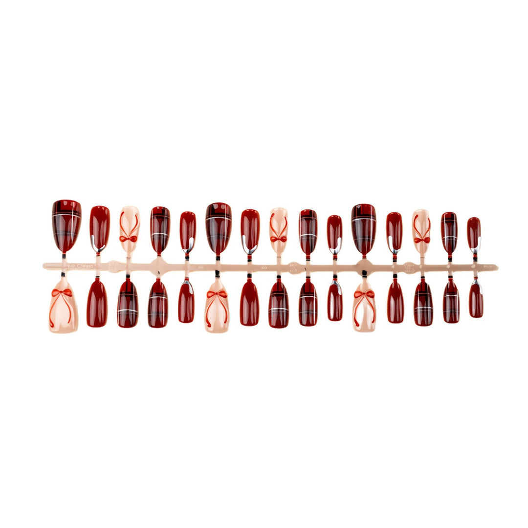 Glamorous Nail Art Bowlift