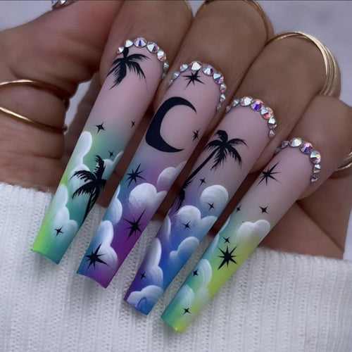 Stylish Artificial Nails Bowlift