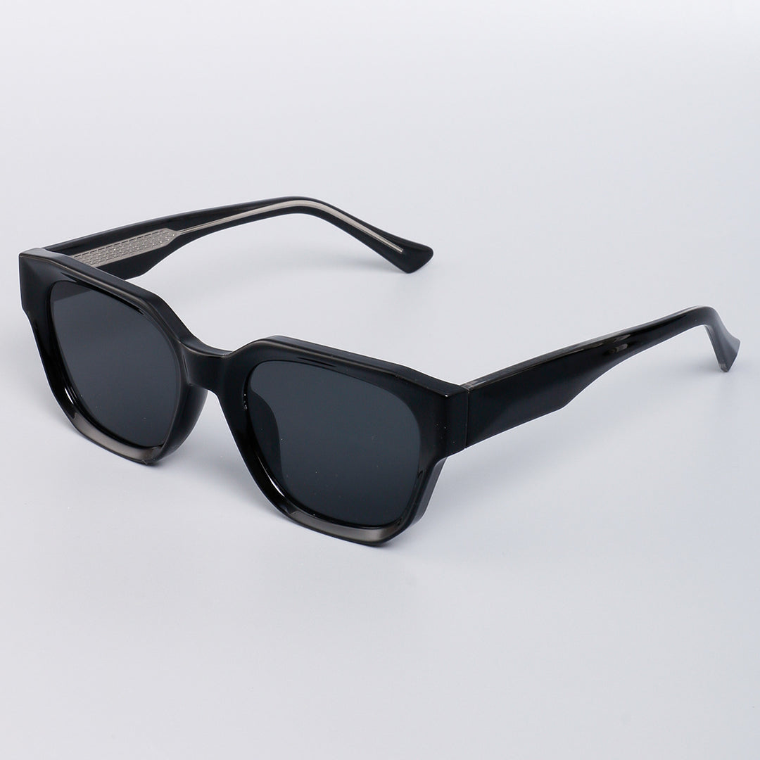 Women's sunglasses in a stylish, angular design with UV protection Bowlift