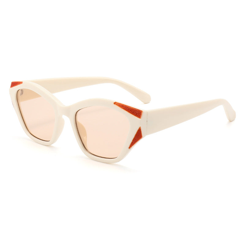 Women's fashionable oversized sunglasses with glittering accents Bowlift