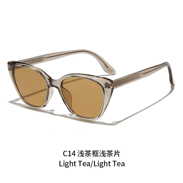 Women's fashionable sunglasses in feminine geometric design Bowlift