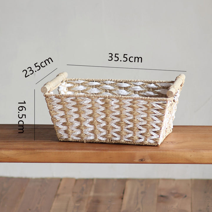 Handcrafted laundry basket made of natural material Bowlift