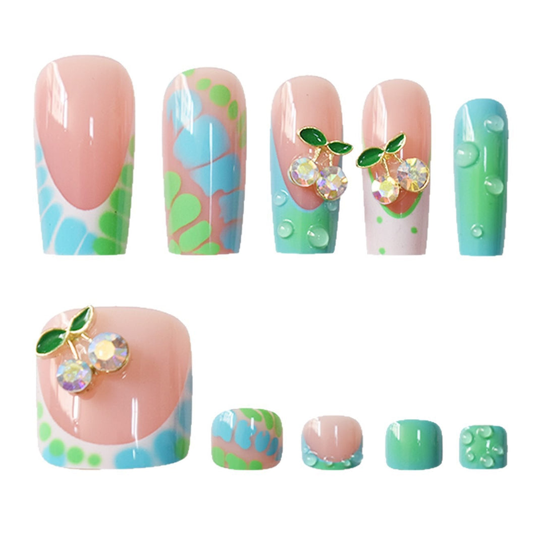 Artistic Nail Art Design Bowlift