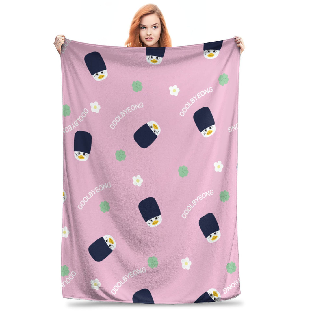 Cozy Plush Dog-Themed Throw Blanket