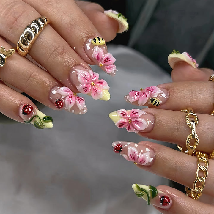 Artistic 3D Nail Tips with Maritime Design Bowlift