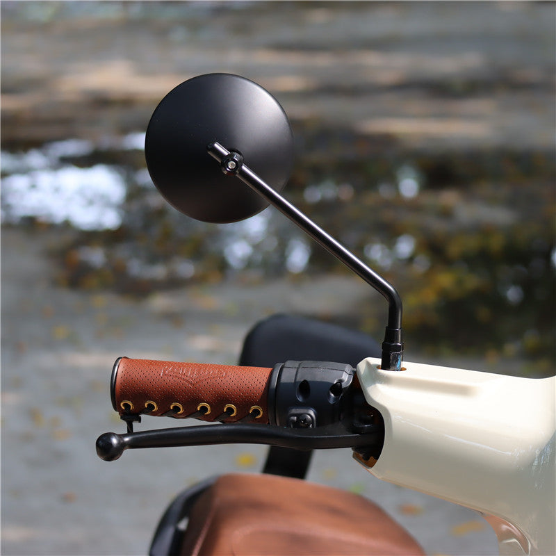 Adjustable motorcycle rearview mirror with modern design and high visibility Bowlift