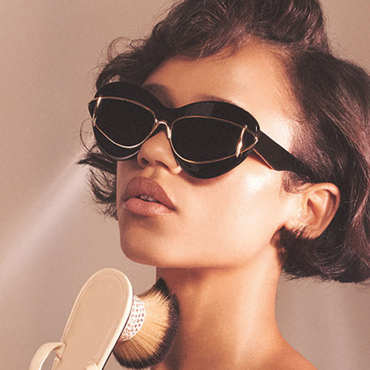 Women's extravagant cat-eye sunglasses Bowlift