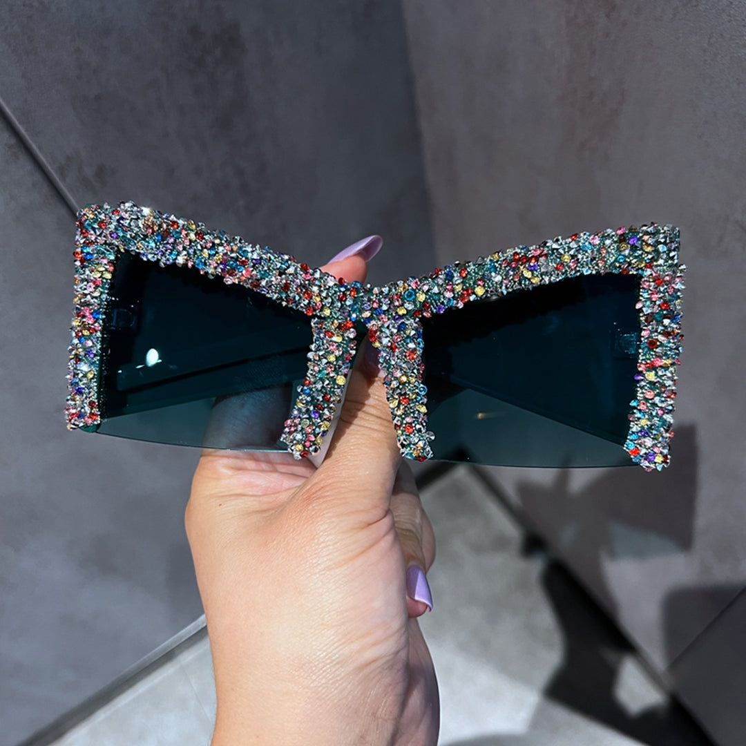 Women's Glamorous Oversized Sunglasses with Sparkling Crystal Frame Bowlift