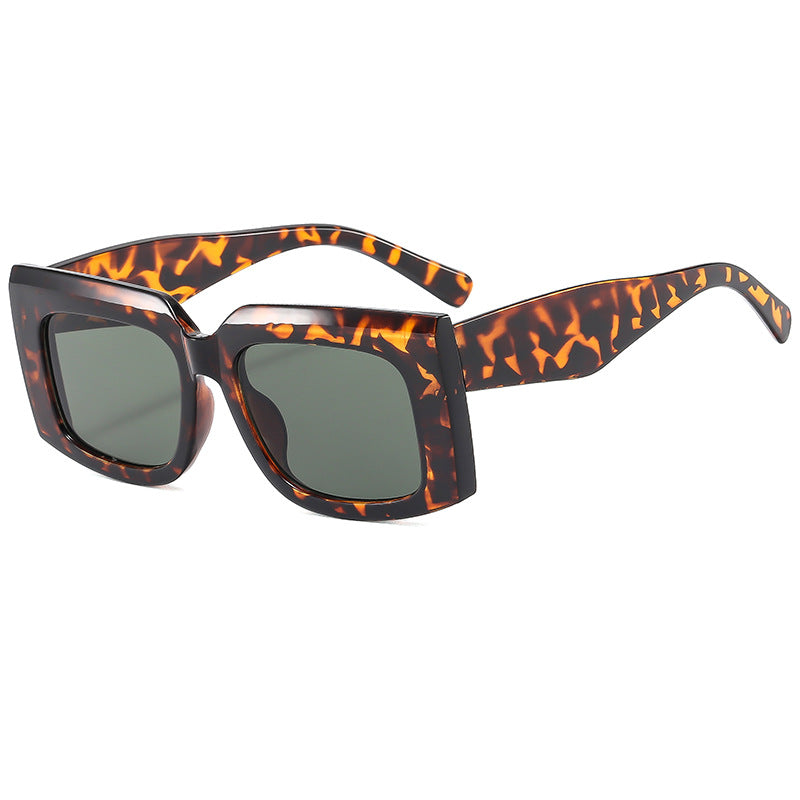 Ladies Fashion Sunglasses with distinctive square frame and UV protection Bowlift