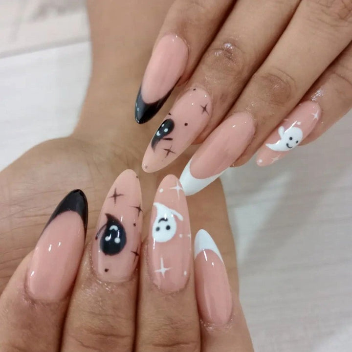 Artistic Halloween-Themed Press-On Nails Bowlift