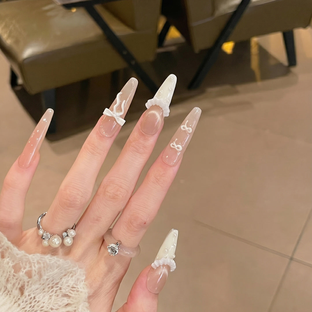 Elegant Press-On Nail Set with Ruffled Accents Bowlift