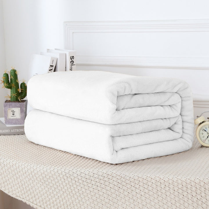 Ultra-Plush Fleece Throw Blanket Bowlift