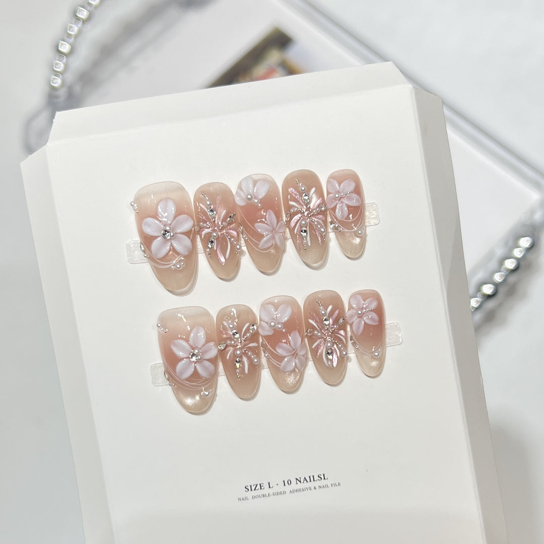 Decorative Floral Press-On Nail Art Set Bowlift