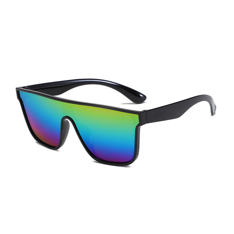 Women's sporty sunglasses with wide frame and polarized lenses Bowlift