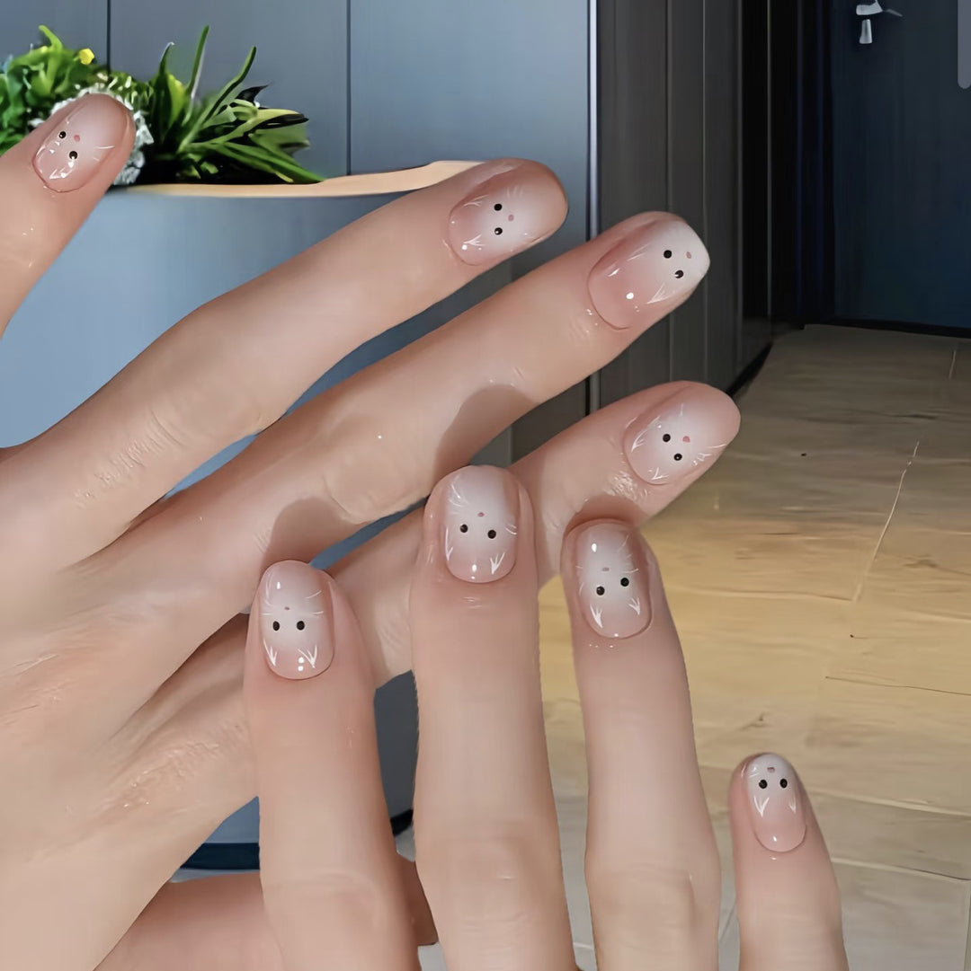 Whimsical Cat-Themed Press-On Nail Art Set Bowlift