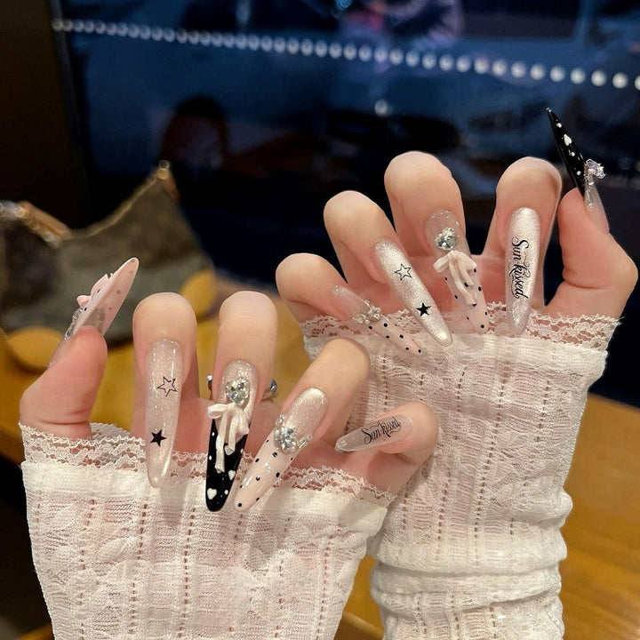Stylish Stiletto Press-On Nail Extensions Bowlift