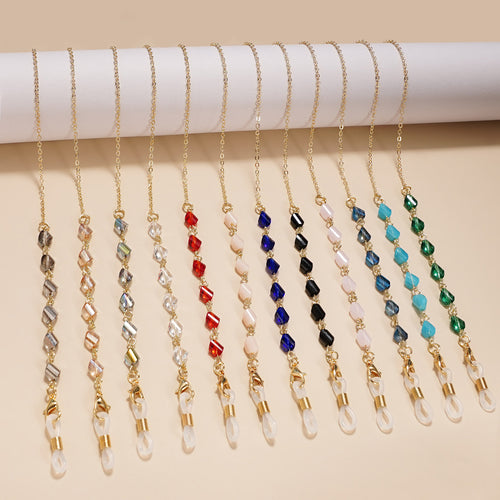 Elegant Beaded Eyewear Chain Bowlift