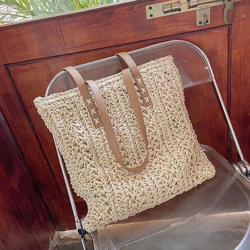 Hand-knotted tote bag made from natural materials Bowlift