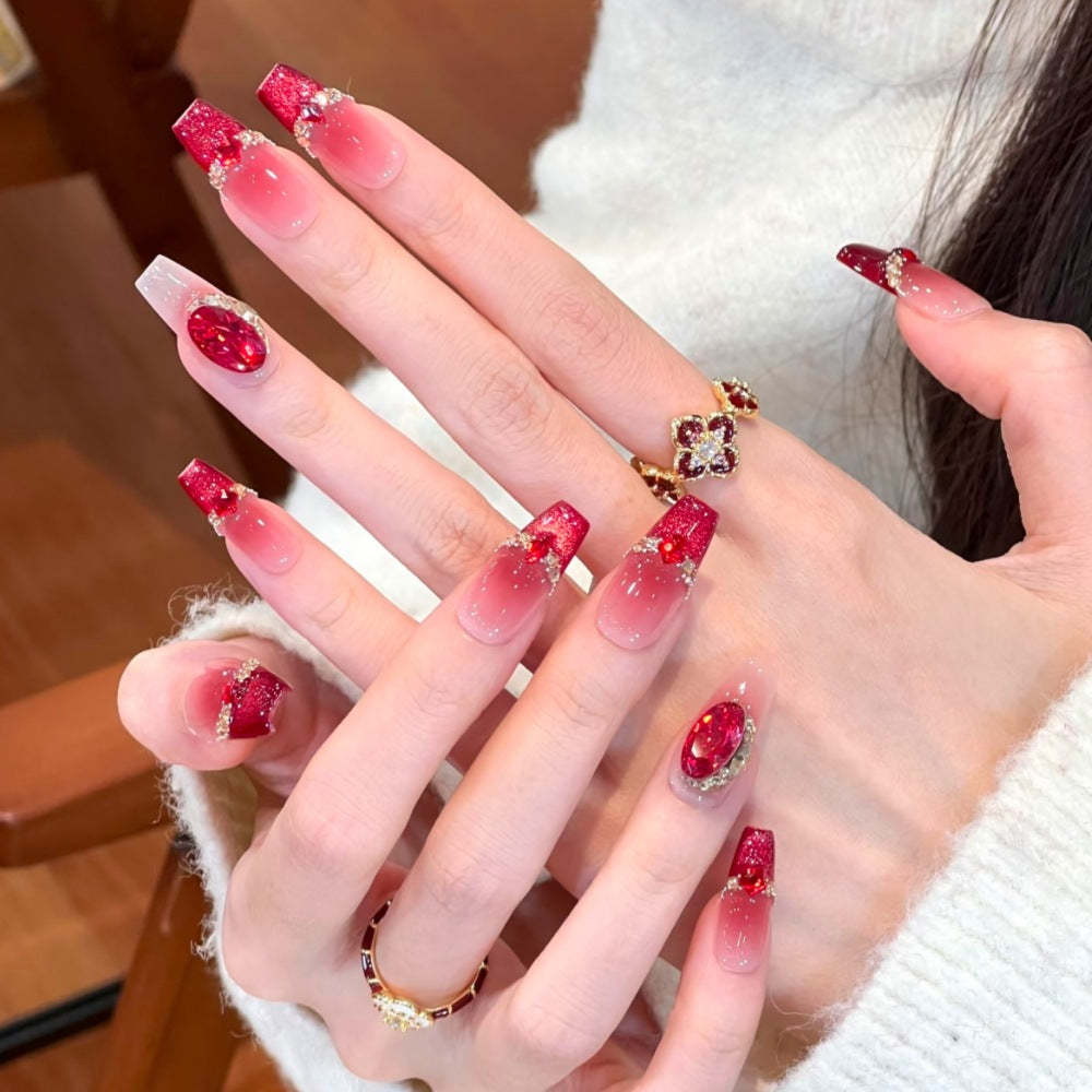Glamorous Press-On Nail Art Set with Rhinestone Accents Bowlift