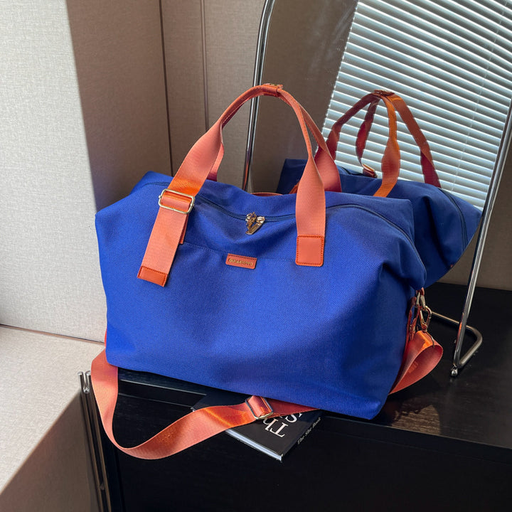 Spacious Weekender Duffle Bag Bowlift
