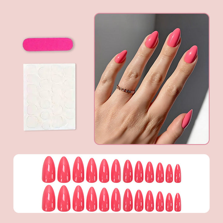 Nail set with elegant drop shape and highly glossy accents Bowlift