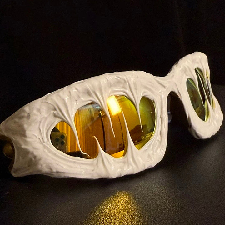 Women's sporty sunglasses with innovative design Bowlift