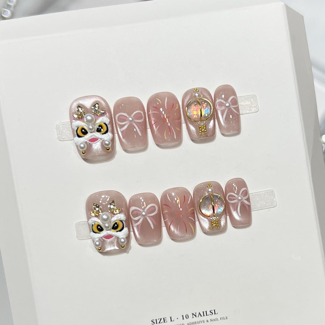 Artistic Themed Press-On Nail Set Bowlift