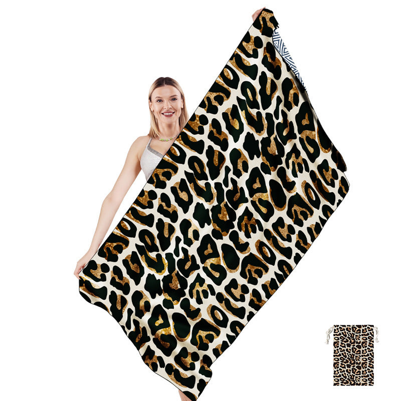 Multifunctional beach towel in creative mandala design Bowlift