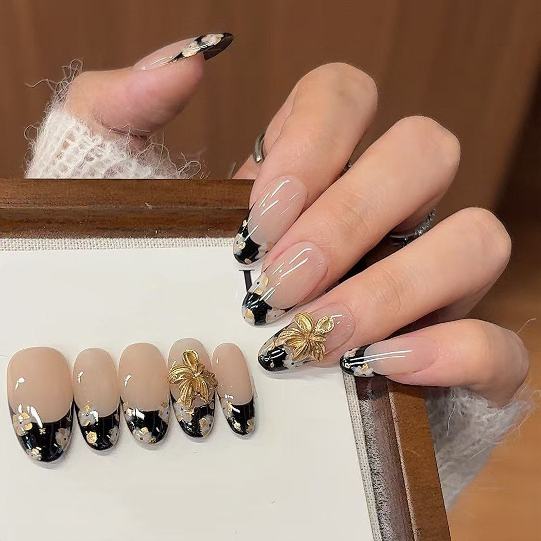 Elegant Floral Press-On Nail Art Bowlift