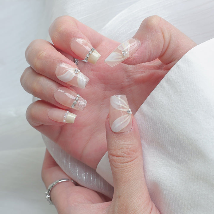 Decorative Press-On Nails with Elegant Gem Accents